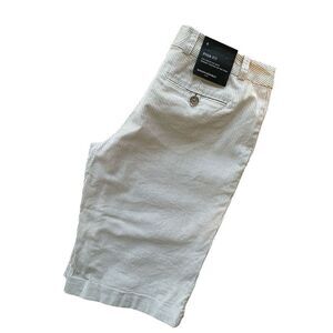 BANANA REPUBLIC Pinstripe White Khaki Bermuda Shorts Size 4